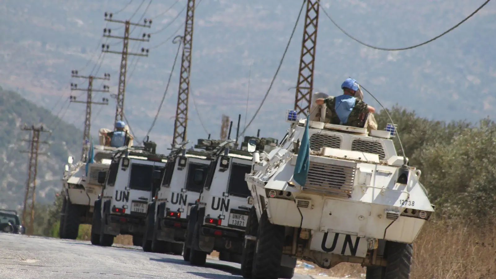 Die UN-Beobachtermission Unifil setzt Patrouillen im Grenzgebiet zwischen Israel und dem Libanon wegen der erhöhten Gefahr für ihr Personal vorübergehend aus. (Foto: Taher Abu Hamdan/XinHua/dpa)