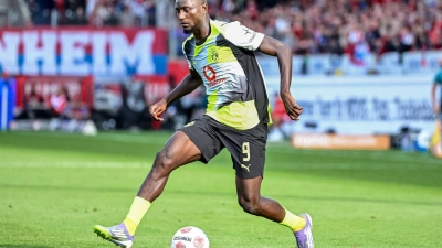 Guirassy hat die Nationalmannschaft vorzeitig verlassen. (Archivbild) (Foto: Harry Langer/dpa)
