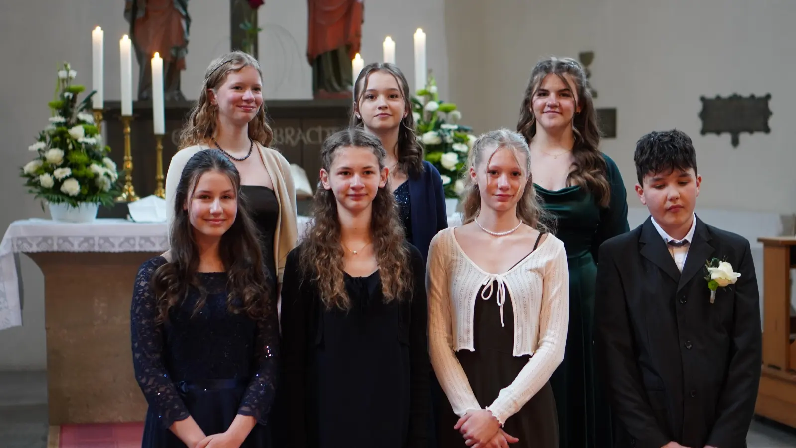 Am Weißen Sonntag feierten die Jugendlichen der Rothenburger Kirchengemeinde Heilig Geist. (Foto: Jan Overmans)