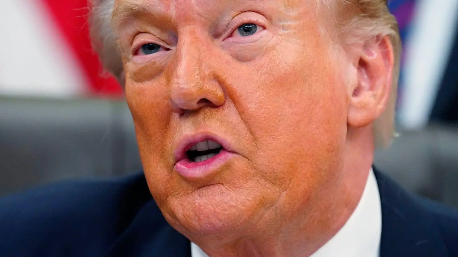 Das „Projekt Freiheit“ von US-Präsident Trump soll zeitweise ausgesetzt werden.  (Foto: Jacquelyn Martin/AP/dpa)