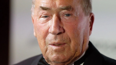 Seit Jahrzehnten leitet Erwin Müller als Inhaber und Geschäftsführer die Geschicke der Drogeriemarktkette Müller. (Archivbild) (Foto: Henning Kaiser/dpa)