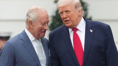 Zu Gast bei Freunden: König Charles III. (l.) wird von Trump empfangen.  (Foto: Alex Brandon/AP photo/dpa)