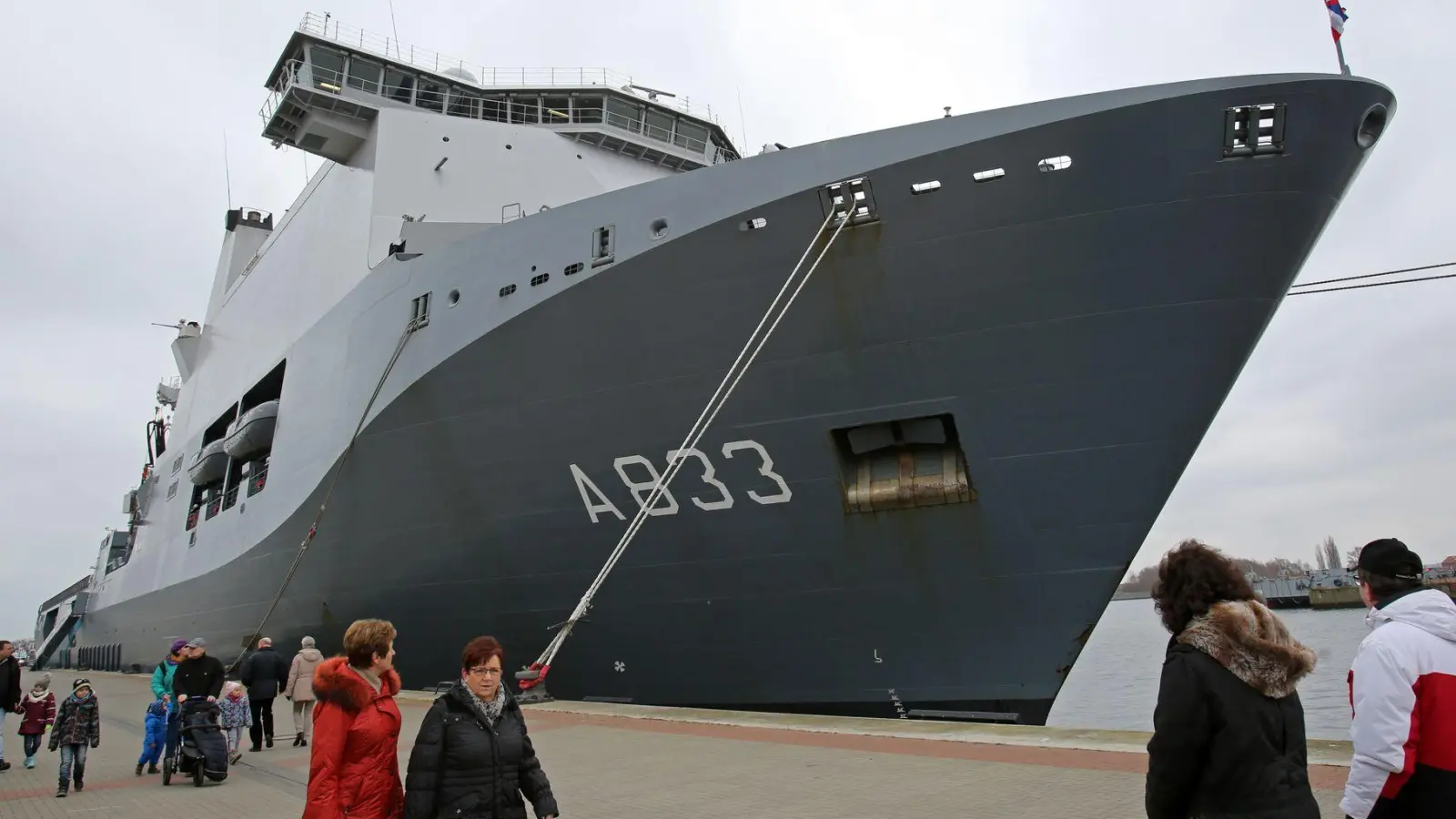 Ein Gericht hat nach dem Vorfall auf dem Marineschiff Strafen verhängt. (Symbolbild) (Foto: picture alliance / dpa)