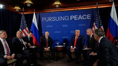 Trump und Putin wollen gemeinsam vor die Presse treten (Foto: Julia Demaree Nikhinson/AP/dpa)