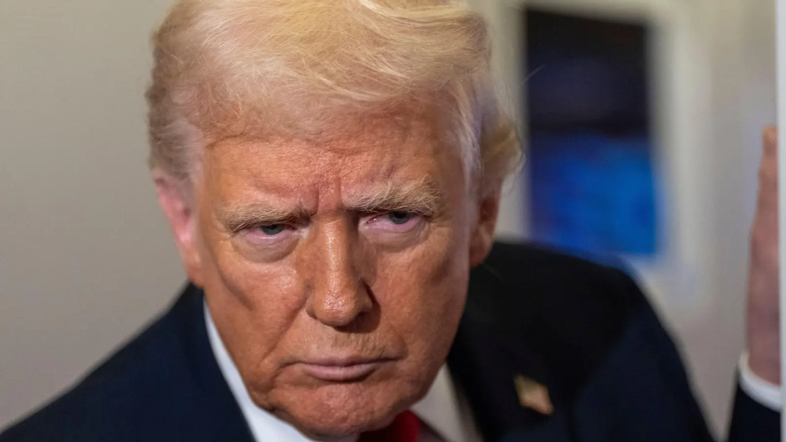 Trump schießt immer wieder mit Kritik gegen Medien - nun beleidigt er eine Journalistin der „New York Times“.  (Foto: Alex Brandon/AP/dpa)