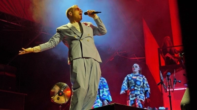 Peter Fox und seine Band begeisterten beim Finale des ersten Eiswiesen-Tages. (Foto: Elke Walter)