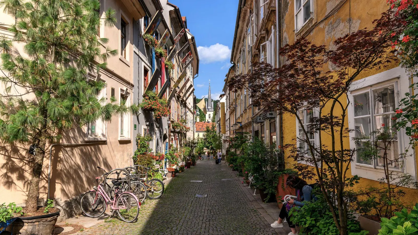 Die Križevniška ulica gilt als eine der ältesten Straßen Ljubljanas. (Foto: Andrej Tarfila/www.slovenia.info/dpa-tmn)