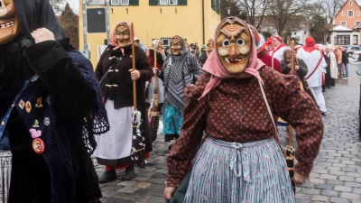Die Druden auf dem Weg zur Schranne. (Foto: Evi Lemberger)