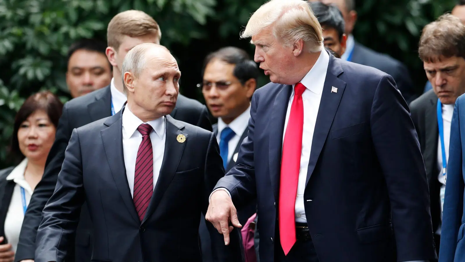 Noch aus seiner ersten Amtszeit kennt US-Präsident Donald Trump Kremlchef Wladimir Putin auch von persönlichen Begegnungen. (Archivbild) (Foto: Jorge Silva/Reuters Pool/dpa)