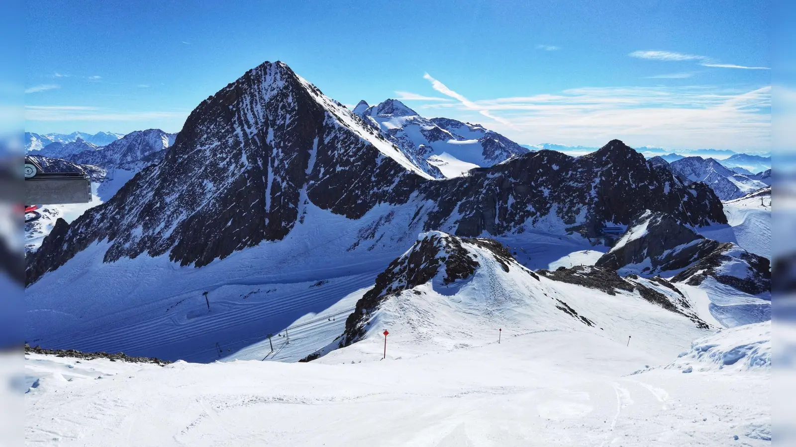 Die Lawine ging abseits der gesicherten Pisten ab. (Archivbild) (Foto: Sachelle Babbar/ZUMA Press Wire/dpa)