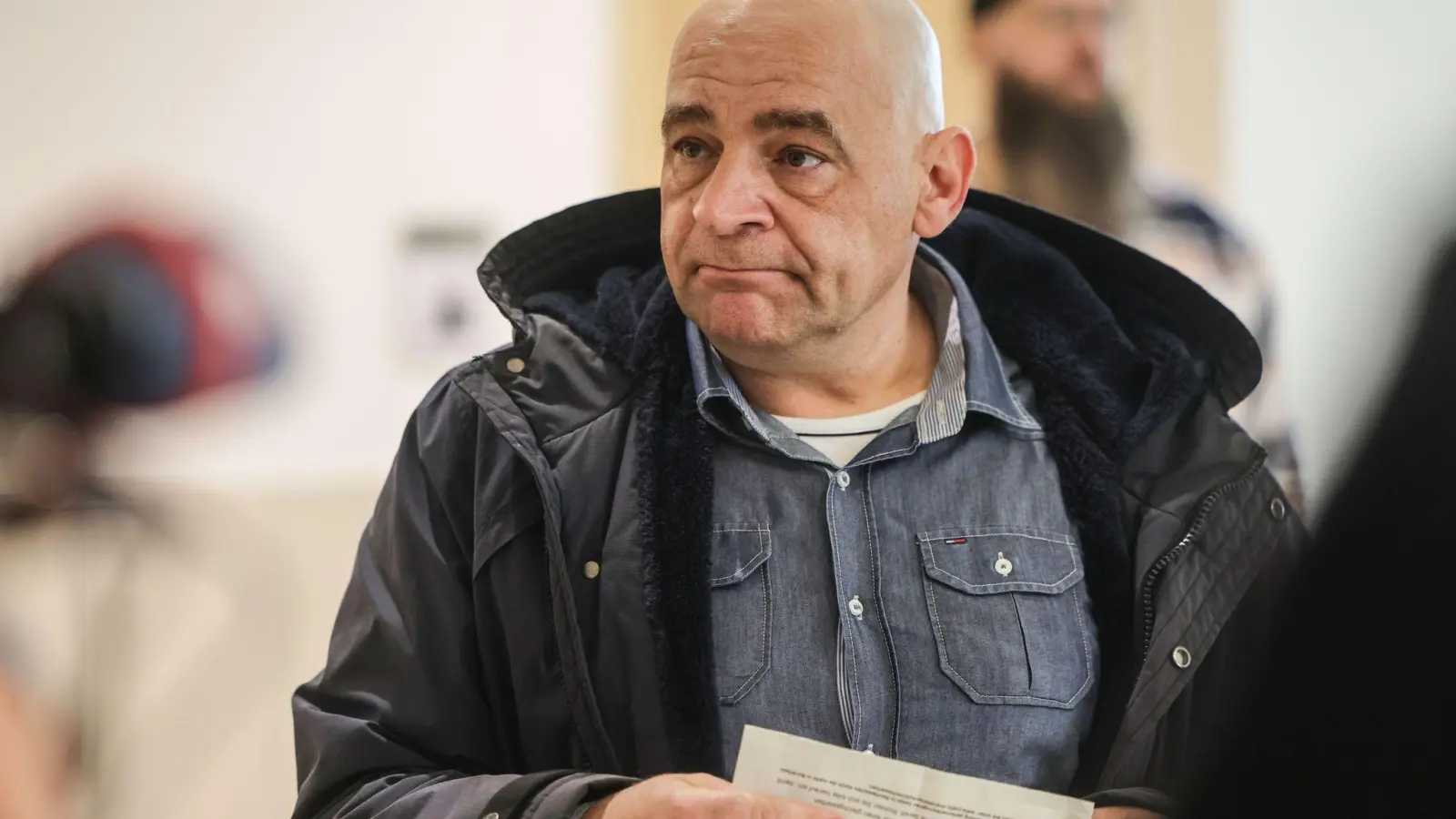 Lehnte Vergleichsvorschlag ab: Emilys Vater.  (Foto: Oliver Berg/dpa)