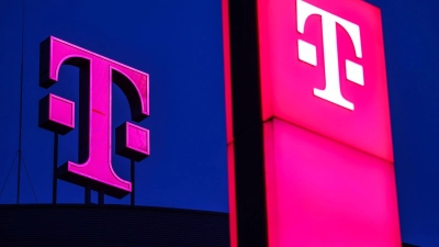 Das Telekom-Logo an der Bonner Konzernzentrale - dort ist das Handynetz gut, anderswo gibt es noch Lücken. (Archivbild) (Foto: Oliver Berg/dpa)