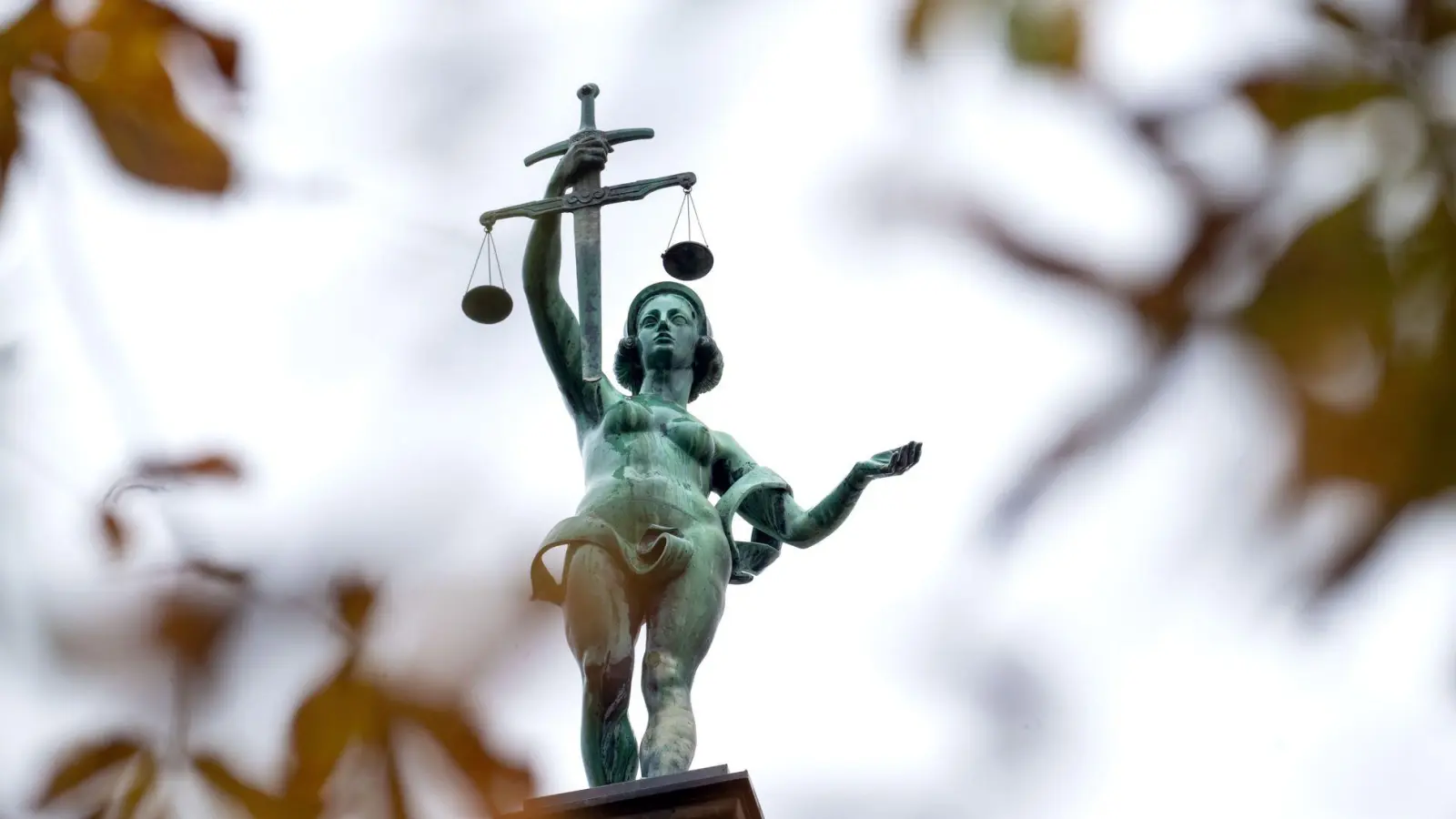 Fast 40.000 Mal sprachen Richter Strafen nach dem Jugendgerichtsgesetz aus. (Symbolbild) (Foto: Pia Bayer/dpa)