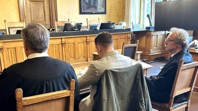 Der Angeklagte beruft sich auf sein Gewissen. (Foto: Angelika Resenhöft/dpa)