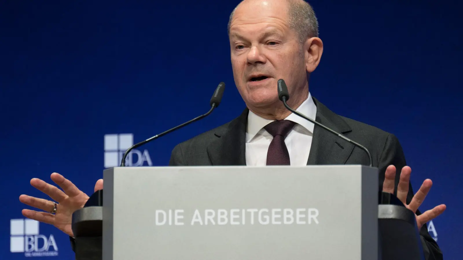 Scholz will Lieferkettengesetz stoppen (Foto: Sebastian Christoph Gollnow/dpa)