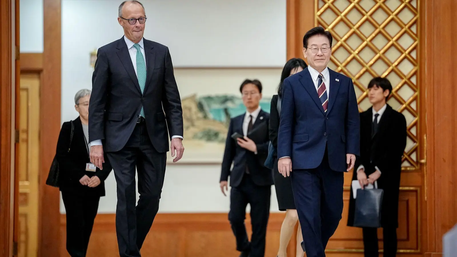 Südkorea ist die dritte Station der Asienreise des Kanzlers. (Foto: Kay Nietfeld/dpa)