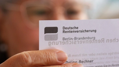 Wollen Sie früher in Rente gehen? Dann können Sie mögliche Abschläge durch freiwillige Rentenzahlungen ausgleichen. (Foto: Fernando Gutierrez-Juarez/dpa/dpa-tmn)