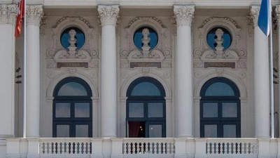 Das Opernhaus Zürich liegt in einer Kritikerumfrage vorn. (Archivbild) (Foto: Melanie Duchene/Keystone/dpa)