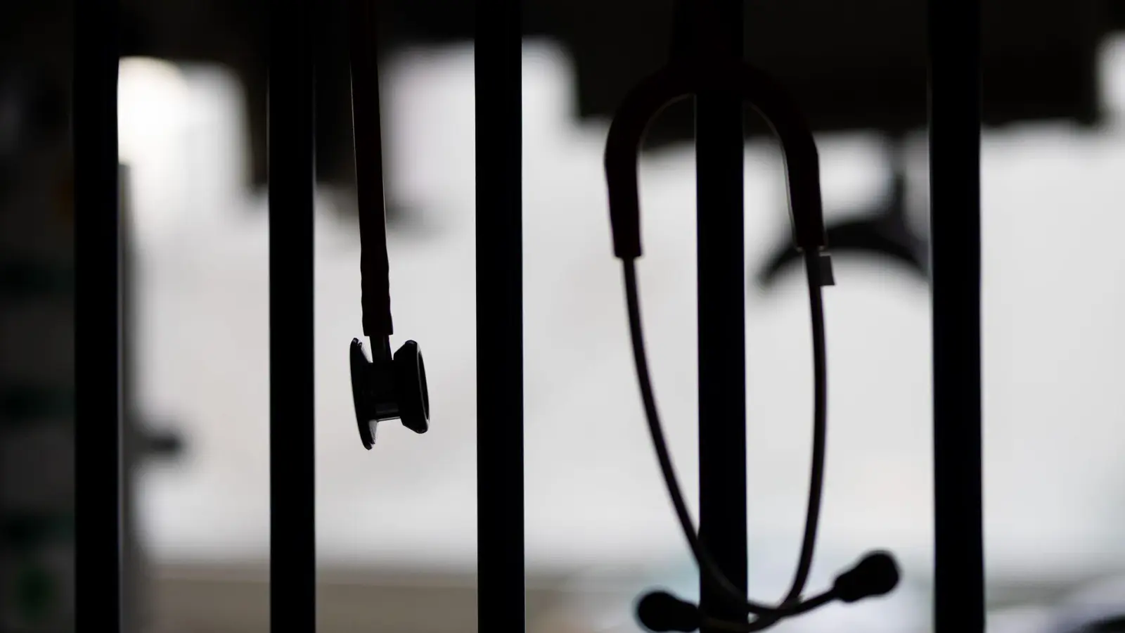 Das Bundesverfassungsgericht hat eine Beschwerde von Notfallmedizinern geprüft. (Archivbild) (Foto: Rolf Vennenbernd/dpa)