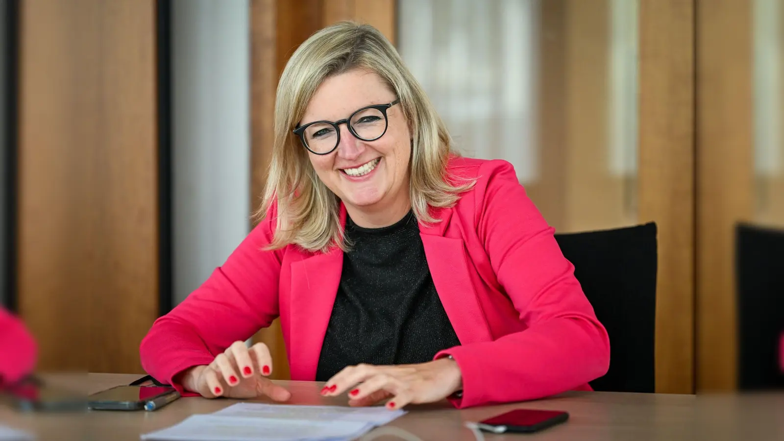 Die Bayerin Martina Klement (CSU) fühlt sich in Berlin und Brandenburg wohl, vermisst aus ihrer Heimat aber die Laugenbrezel.  (Foto: Soeren Stache/dpa)