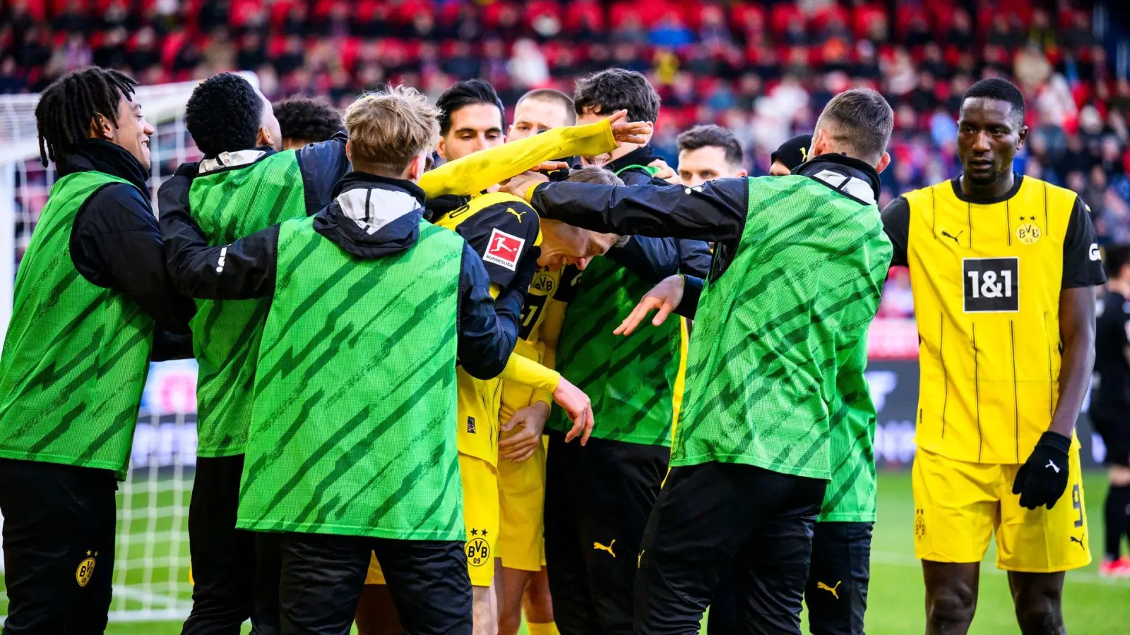 Borussia Dortmund gewann am 20. Spieltag beim 1. FC Heidenheim. (Foto: Tom Weller/dpa)