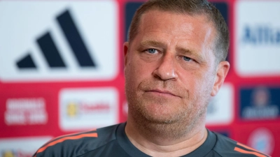 Max Eberl äußert sich in Orlando vor dem Bayern-Start in die Club-WM.  (Foto: Sven Hoppe/dpa)