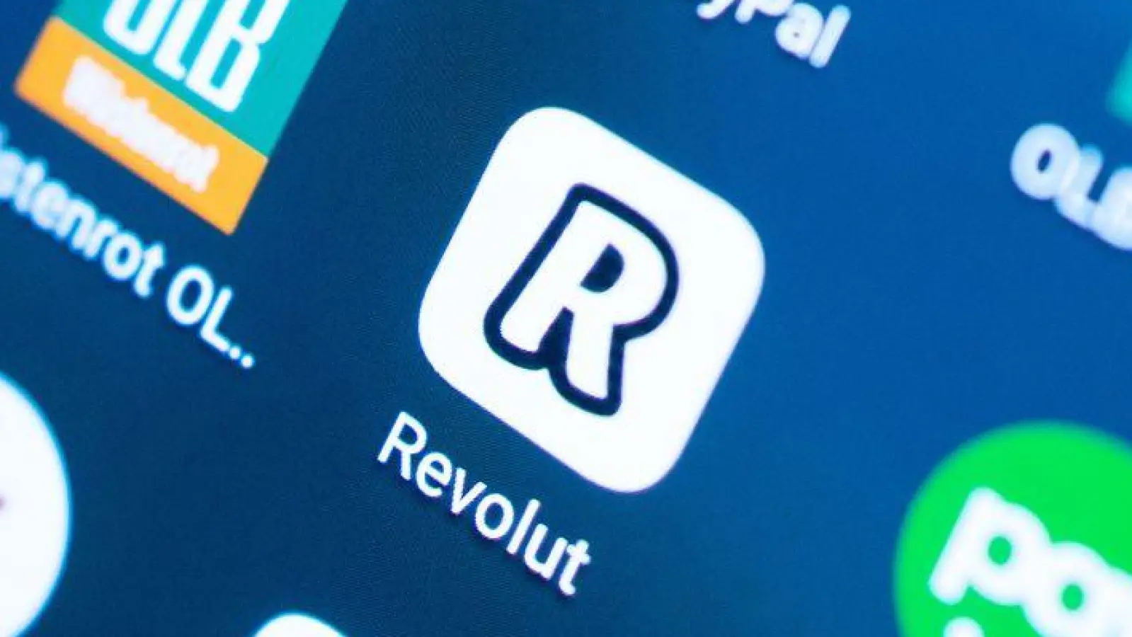 Die britische Digitalbank Revolut investiert über eine Milliarde Euro in Frankreich (Symbolbild). (Foto: Monika Skolimowska/dpa-Zentralbild/dpa)