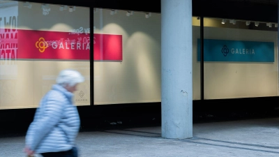 Wie ernst ist die Situation bei Galeria? Das würden auch die Beschäftigten gern wissen. (Foto: Rolf Vennenbernd/dpa)