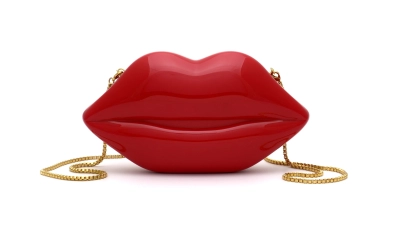  Die Taschenausstellung im Knauf-Museum Iphofen zeigt auch ausgefallene Exemplare.  (Foto: Benedikt Feser)