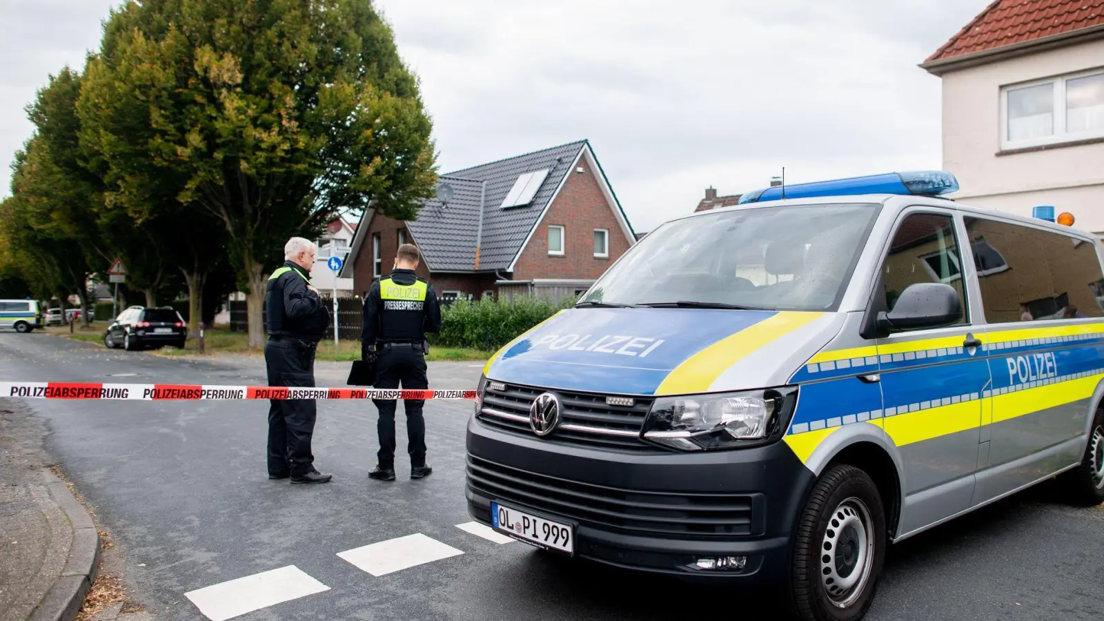 Ein Mann soll seine Familie und sich selbst getötet haben. (Foto: Hauke-Christian Dittrich/dpa)