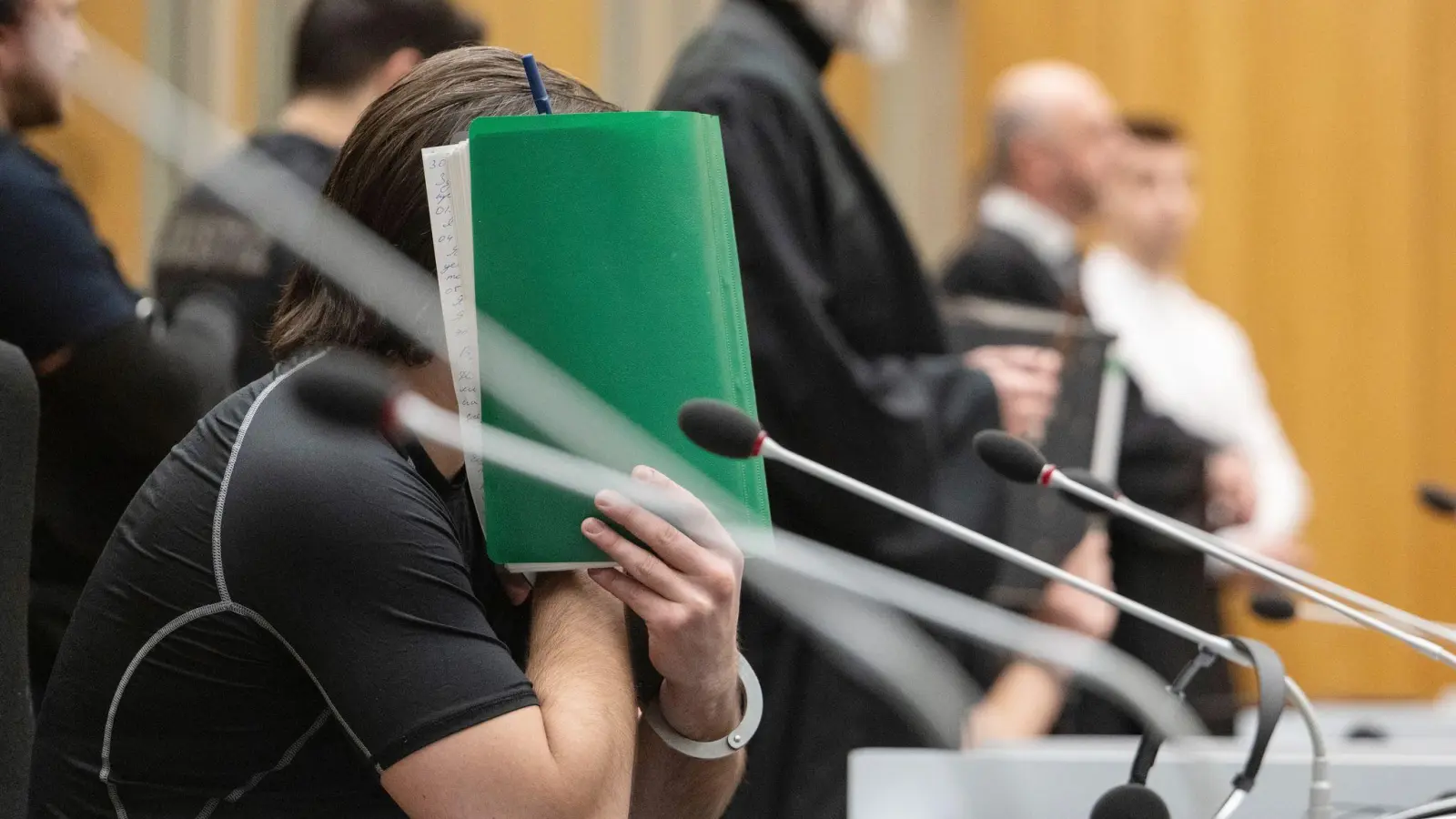 Die drei Männer kommen alle aus der Ukraine. (Foto: dpa)