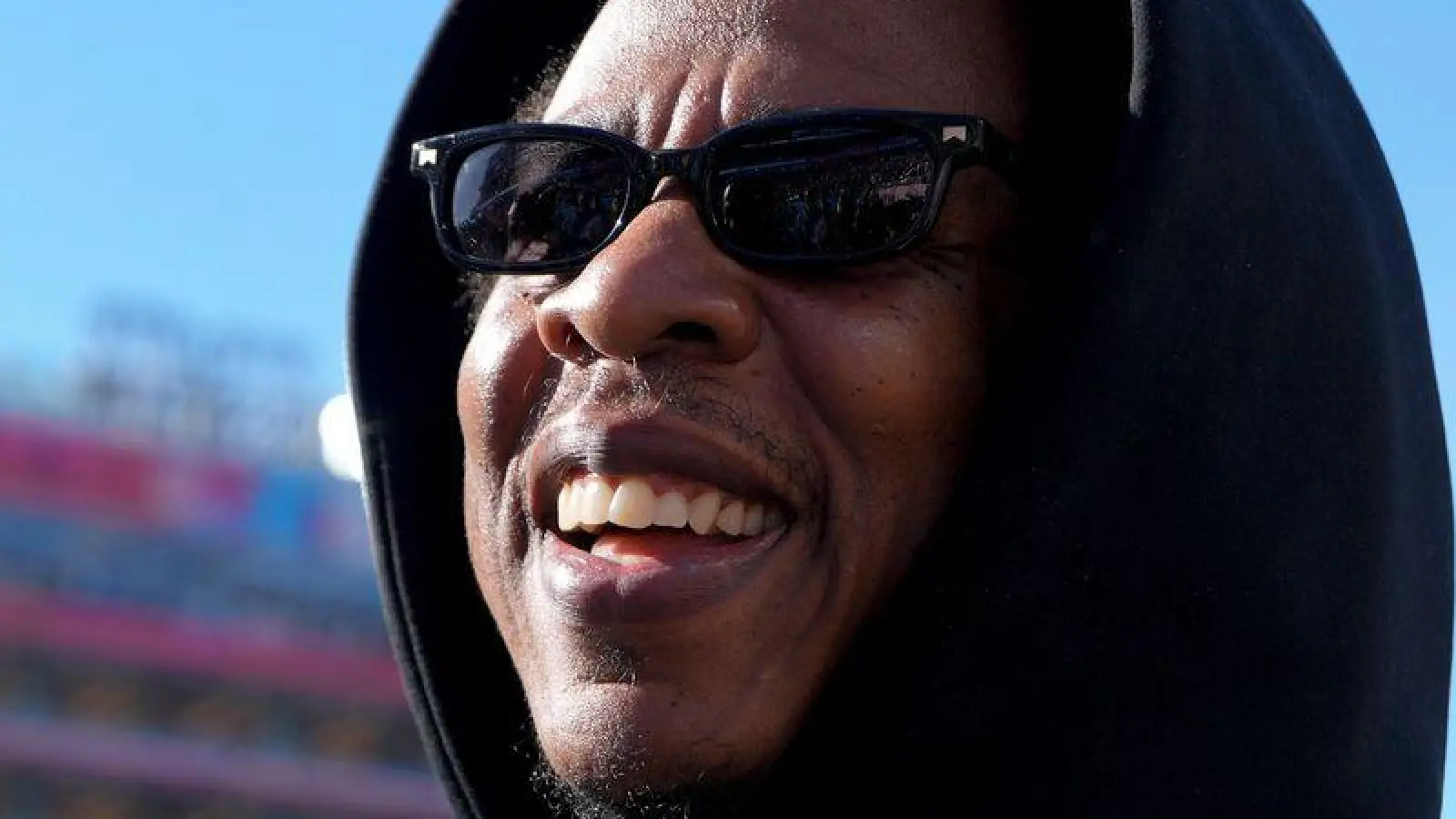 Große Bühne für Rapper Jay-Z bei der Halbzeit-Show des Super Bowl 2027. (Archivbild) (Foto: Brynn Anderson/AP/dpa)
