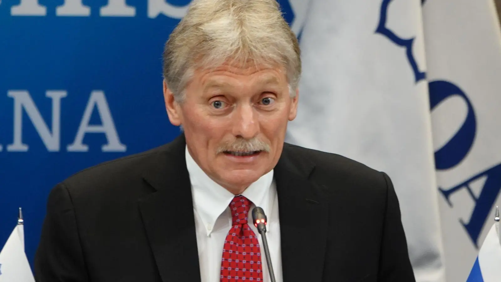 Von einer freundschaftlichen Atmosphäre zwischen Russen und Ukrainern bei Verhandlungen könne keine Rede sein, sagt Kremlsprecher Peskow. (Archivbild) (Foto: Ulf Mauder/dpa)