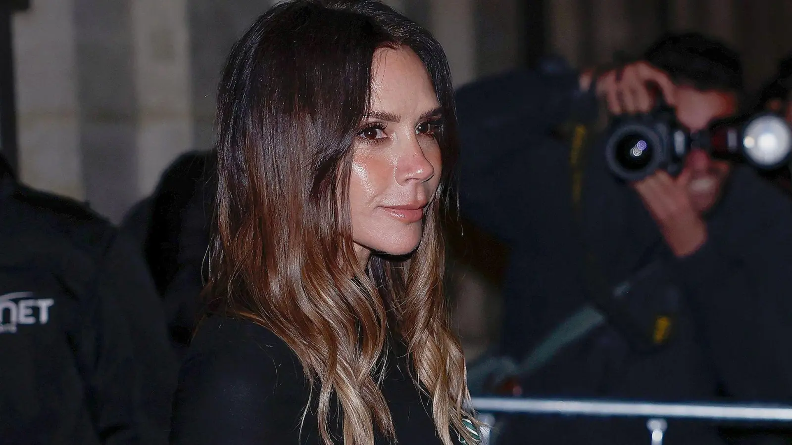 Victoria Beckham wurde in Frankreich mit einer Auszeichnung geehrt. (Foto: Sebastien Dupuy/AFP/dpa)