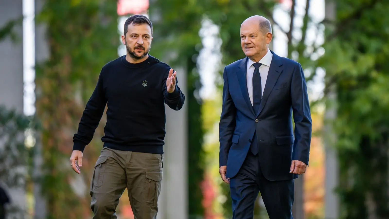 Der ukrainische Präsident Wolodymyr Selenskyj ist überhaupt nicht erfreut über das Telefonat von Bundeskanzler Olaf Scholz (SPD) mit Russlands Präsident Wladimir Putin. (Archivbild) (Foto: Michael Kappeler/dpa)