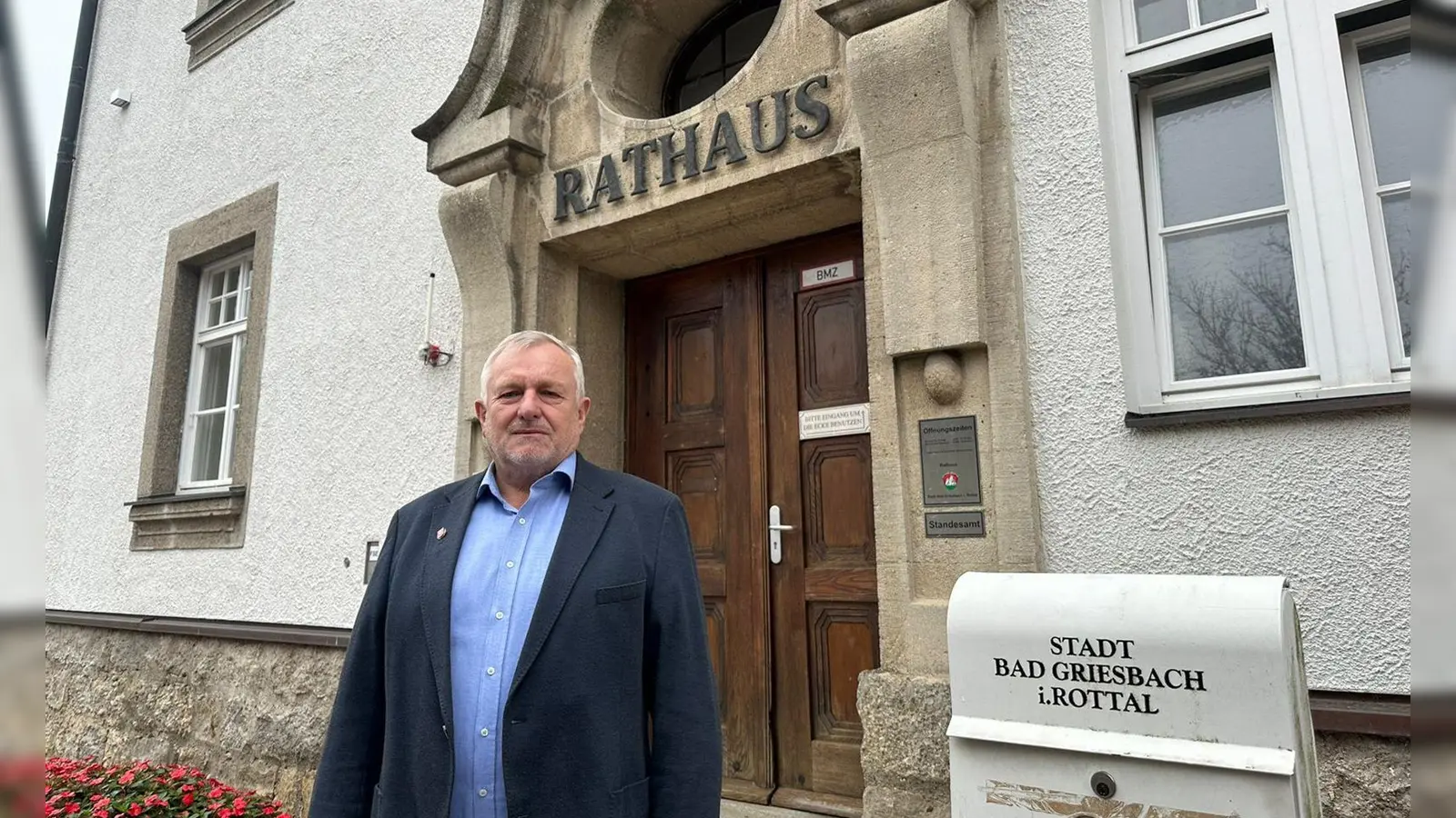 Der stellvertretende Bürgermeister von Bad Griesbach, Georg Greil, wies an, weitere Geflüchtete aus der Ukraine registrieren zu lassen. (Foto: Ute Wessels/dpa)