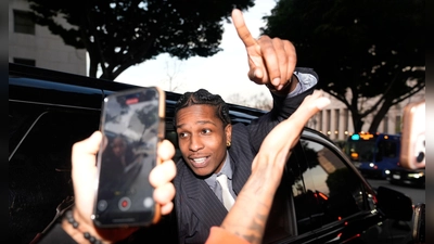 Asap Rocky stand Anfang des Jahres vor Gericht und wurde freigesprochen. (Archivbild) (Foto: Damian Dovarganes/AP/dpa)