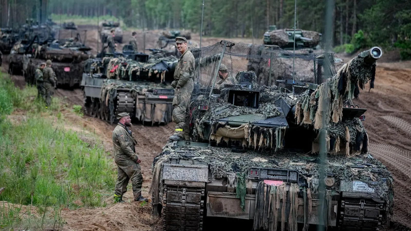 Die Stationierung der Panzerbrigade soll im nächsten Jahr abgeschlossen sein. (Foto: Kay Nietfeld/dpa)