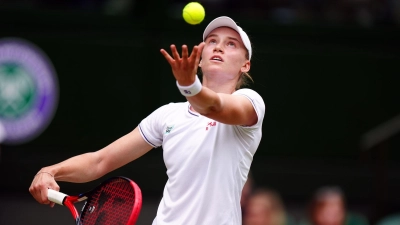 Rybakina hatte 2022 in Wimbledon ihren bisher einzigen Grand-Slam-Erfolg gefeiert. (Foto: Mike Egerton/PA Wire/dpa)