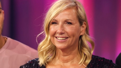 Mit dem ZDF-Fernsehgarten macht Andrea Kiewel Station im Saarland. (Archivbild) (Foto: Gerald Matzka/dpa)