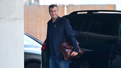 CSU-Chef Söder fuhr am Kanzleramt vor. (Foto: Fabian Sommer/dpa)