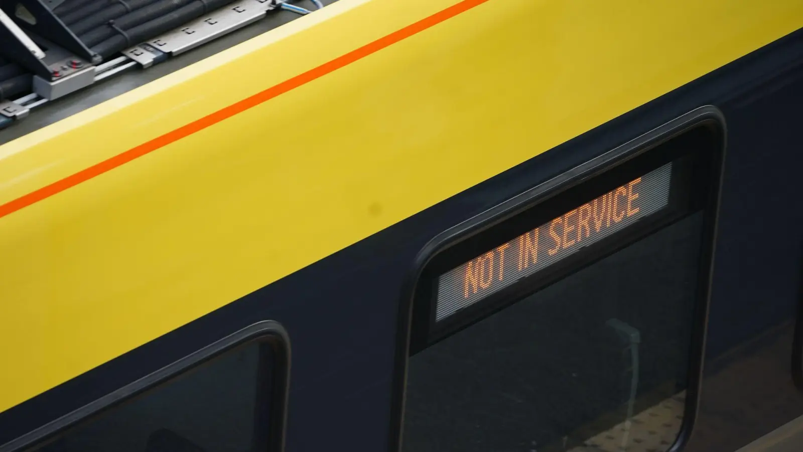 An den britischen Privatbahnen gibt es viel Kritik. (Archivbild) (Foto: Peter Byrne/Press Association/dpa)