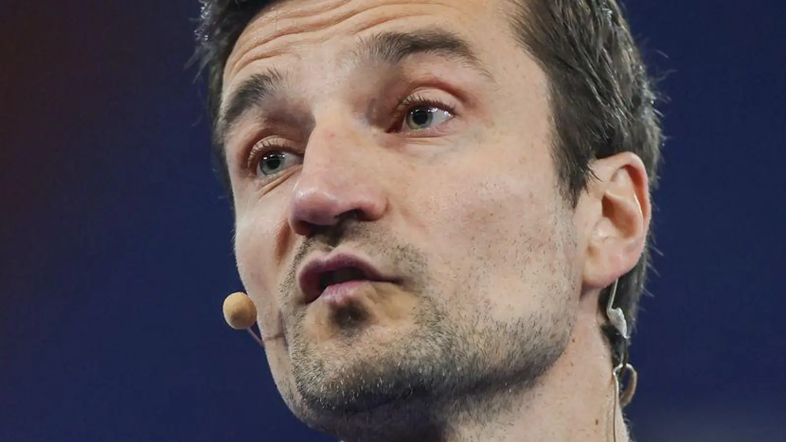 Matthias Tillmann sieht eine neue Einigkeit beim FC Schalke. (Archivbild) (Foto: Tim Rehbein/dpa)