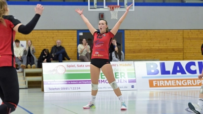 Das Bild spricht Bände: Die Ansbacher Dominika Schäfer jubelt. Ihr Team schlug Tiefenbach mit 3:2. (Foto: Martin Rügner)