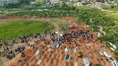 Im Kongo sind schon mehr als 290 Menschen an Ebola gestorben. (Archivbild) (Foto: -/XinHua/dpa)