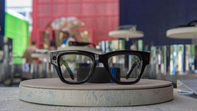 In den USA kam die Display-Brille bereits Ende vergangenen Jahres auf den Markt. (Foto: Andrej Sokolow/dpa)