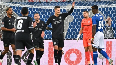 Patrik Schick hatte nach zwei verwandelten Elfmetern Grund zum Jubel. (Foto: Jakub Kaczmarczyk/PAP/dpa)