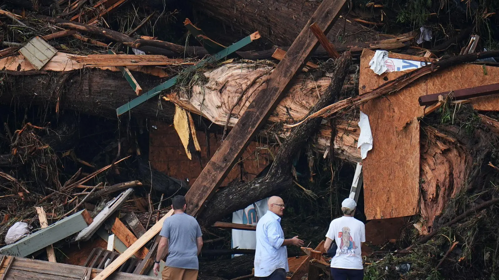Die Schäden sind verheerend. (Foto: Julio Cortez/AP/dpa)