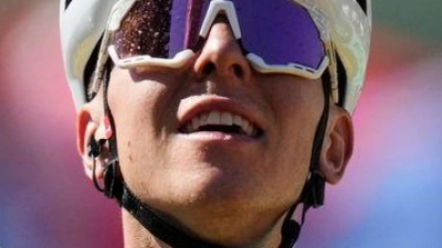 Der Weltmeister war auch bei der EM nicht zu schlagen: Tadej Pogacar. (Archivbild) (Foto: Mosa'ab Elshamy/AP/dpa)