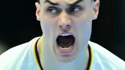 Schlüpfte gegen Portugal in die Hauptrolle: Top-Werfer Miro Schluroff. (Foto: Sina Schuldt/dpa)